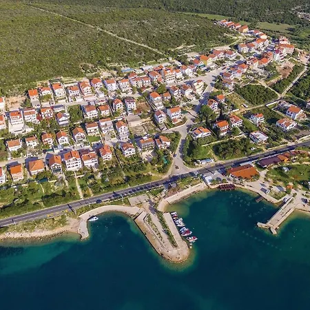 Nice In Sveti Petar With House Sea View Vakantiehuis Sveti Petar (Zadar)